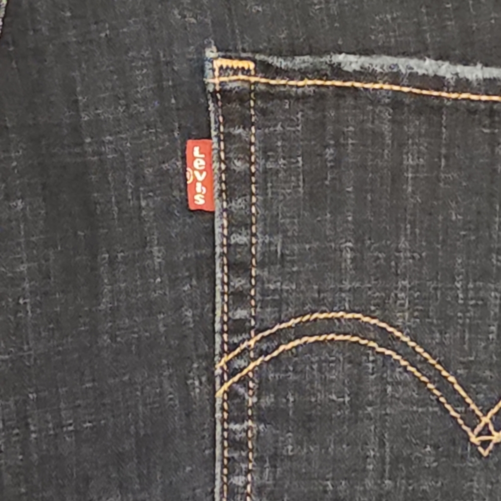 Levi Strauss Mid Length Shorts Size 24W *BRAND NEW* - Picture 4 of 4